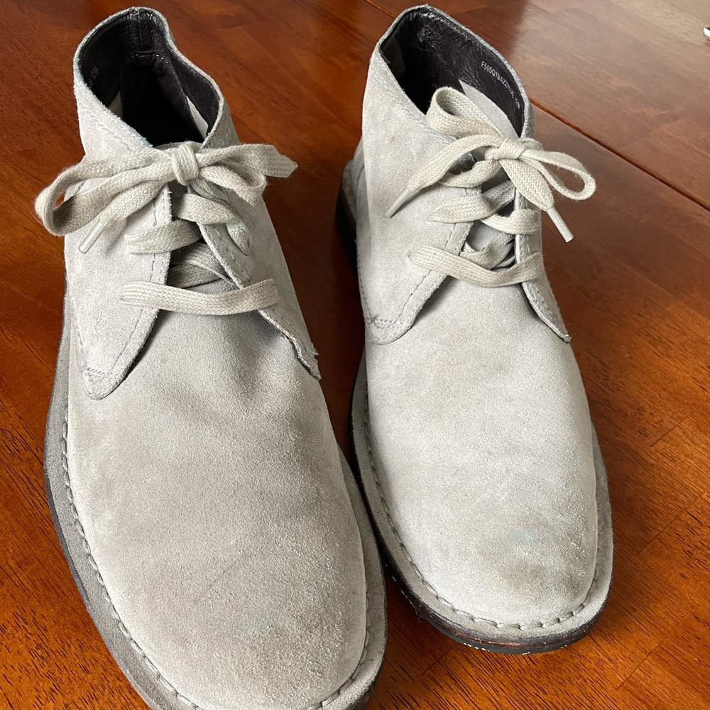 John Varvatos Portland Gray Suede Chukka Boots size 12